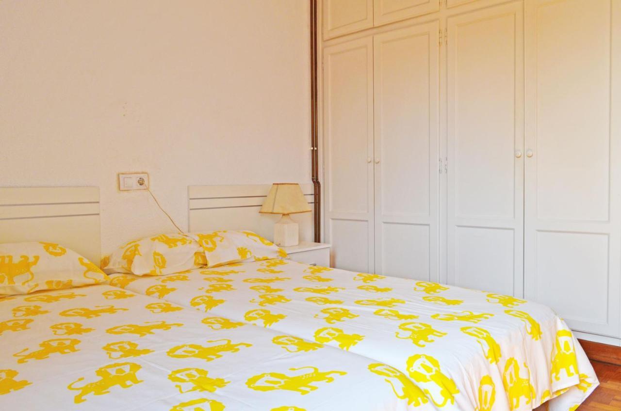 El Corro: Con Parking En Pleno Centro De Apartment Comillas